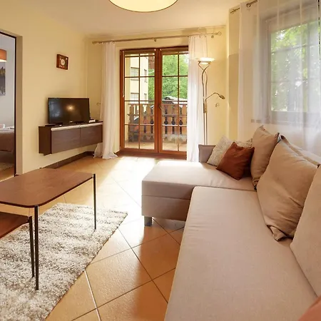 Bezowy Sun Seasons 24 W Karpaczu Z Parkingiem I Balkonem By Renters Karpacz