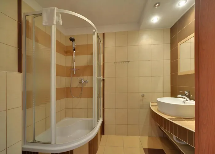 Bezowy Sun Seasons 24 W Karpaczu Z Parkingiem I Balkonem By Renters Appartement Karpacz